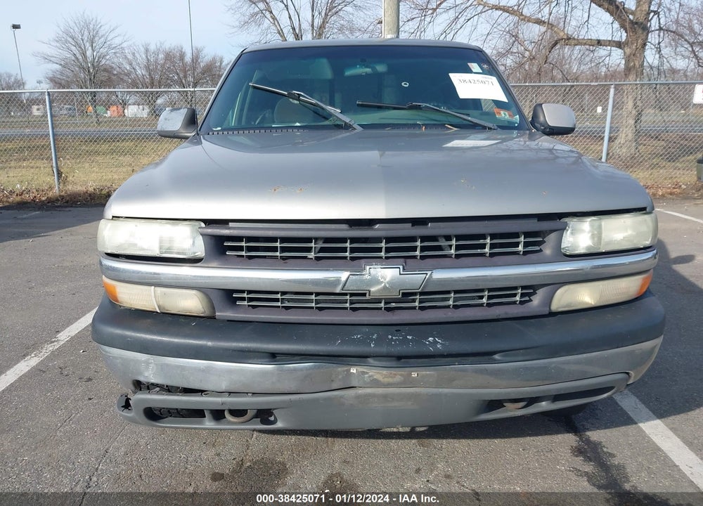 2000 CHEVROLET SILVERADO 1500 LS VIN: 1GCEK19T5YE228092