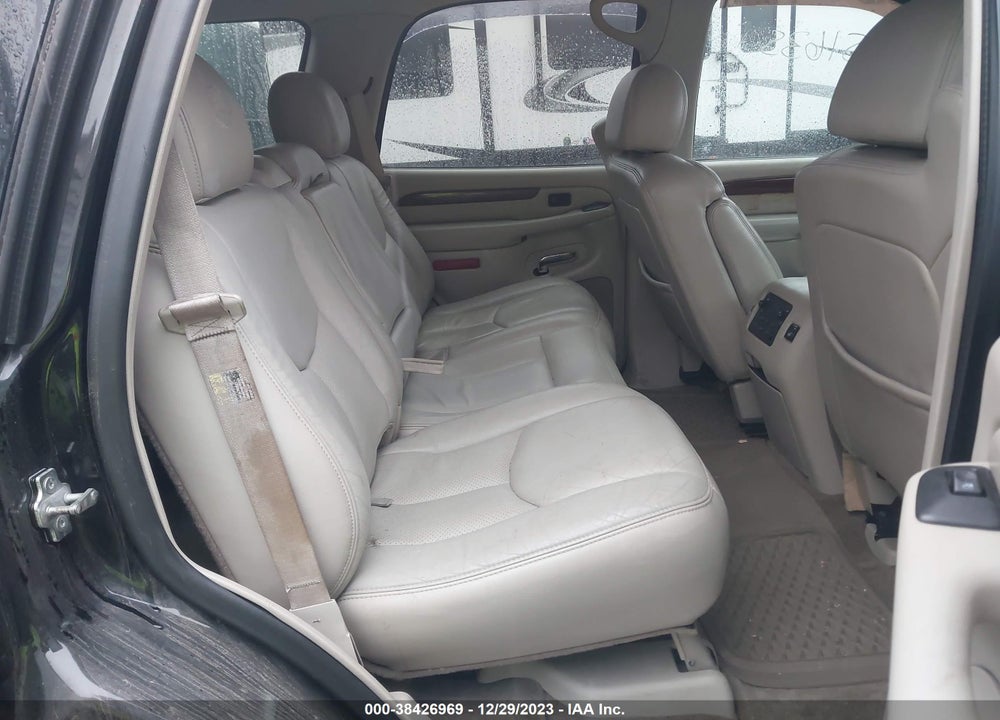 2004 CADILLAC ESCALADE STANDARD VIN: 1GYEK63N14R278072