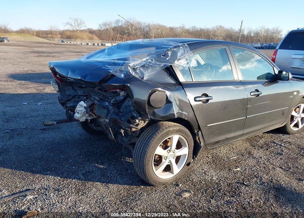 2006 MAZDA 3 I VIN: JM1BK32F561485907
