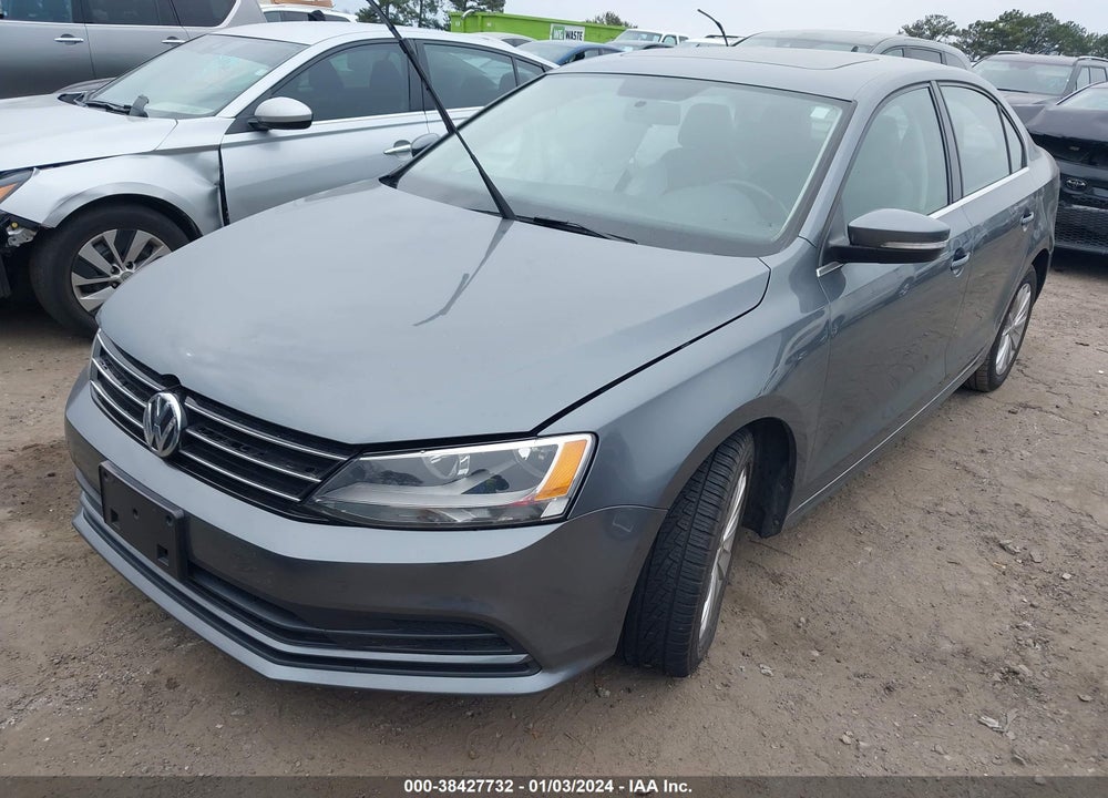2015 VOLKSWAGEN JETTA 1.8T SE VIN: 3VWD17AJ7FM259912