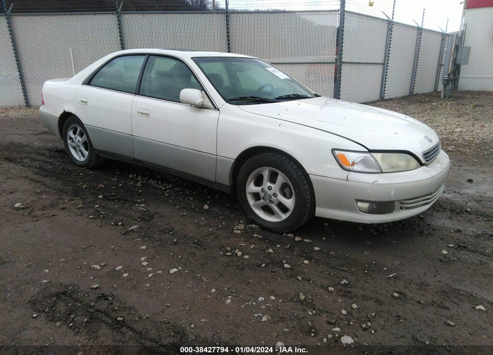 2001 LEXUS ES 300 BASE (A4) VIN: JT8BF28G710330867