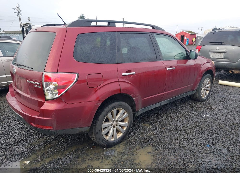 2011 SUBARU FORESTER 2.5X PREMIUM VIN: JF2SHADC3BH739199
