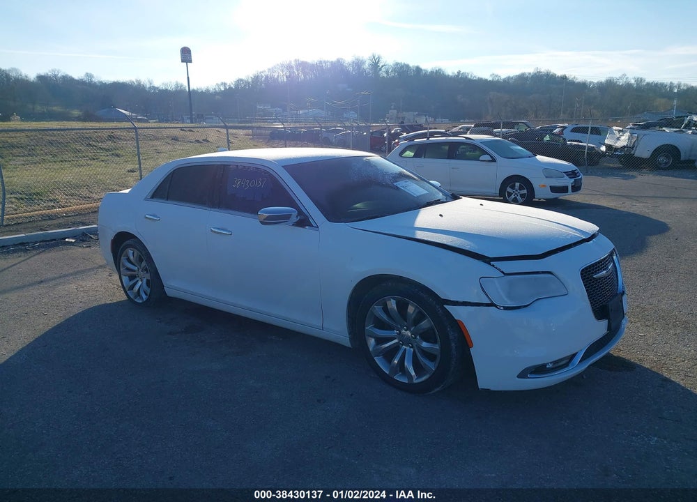 2018 CHRYSLER 300 LIMITED VIN: 2C3CCAEG8JH159558
