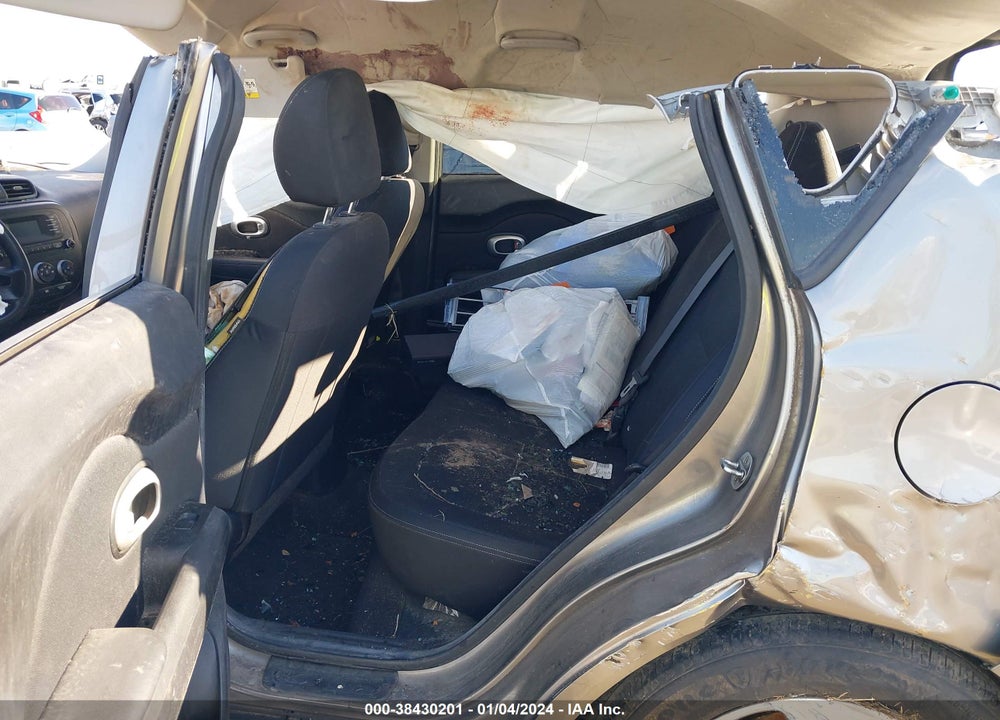 2015 KIA SOUL VIN: KNDJN2A27F7131640