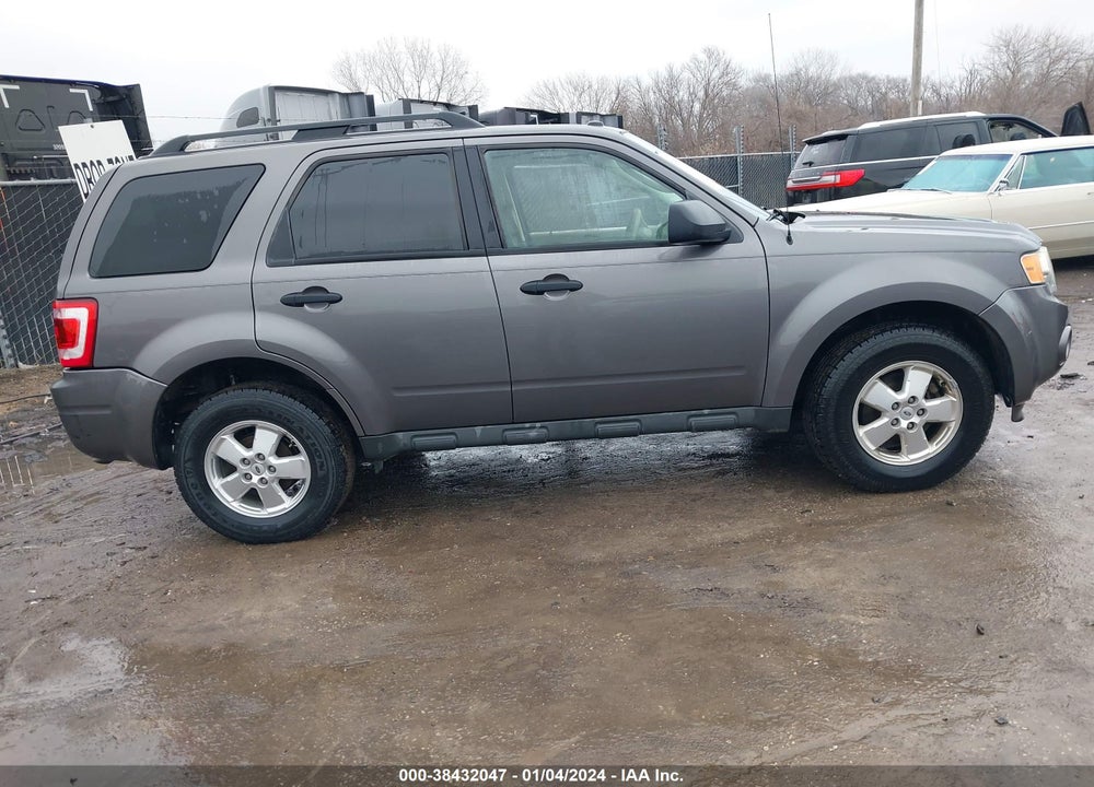 2011 FORD ESCAPE XLT VIN: 1FMCU0D77BKC52498