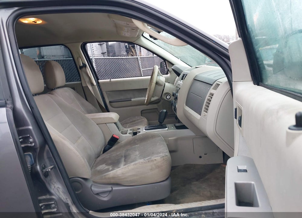 2011 FORD ESCAPE XLT VIN: 1FMCU0D77BKC52498