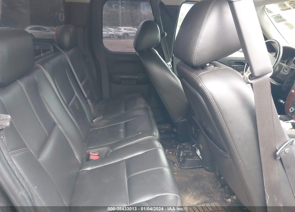 2010 CHEVROLET SILVERADO 1500 VIN: 1GCSKTE36AZ256129