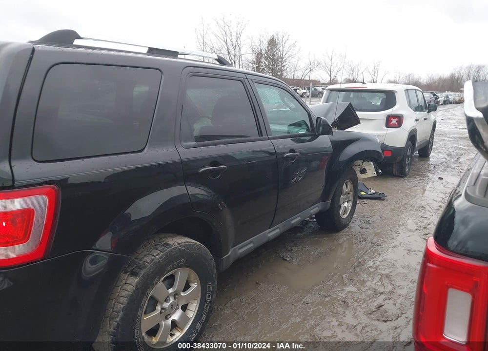 2010 FORD ESCAPE LIMITED VIN: 1FMCU9EG8AKC91313