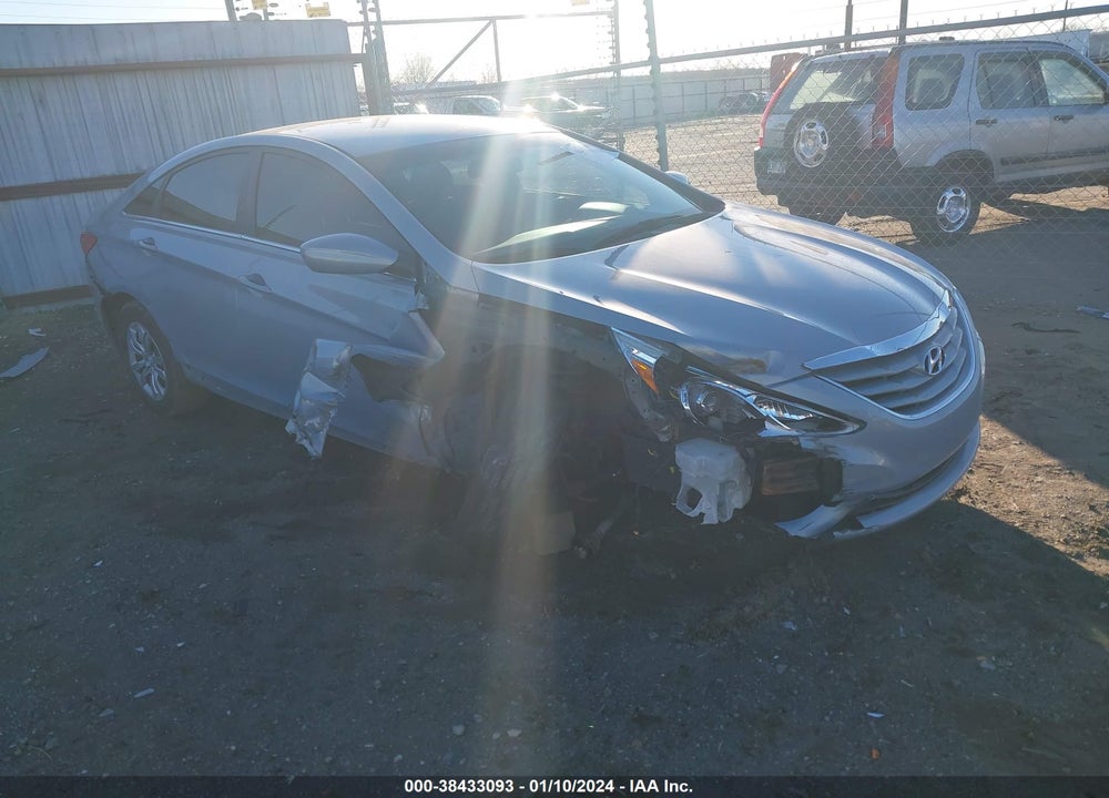 2013 HYUNDAI SONATA GLS VIN: 5NPEB4AC6DH551655