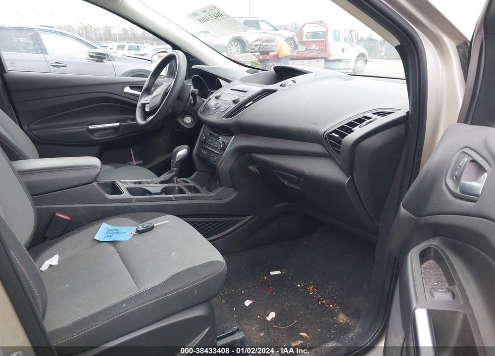 2018 FORD ESCAPE SE VIN: 1FMCU9GD9JUD46553