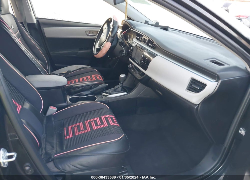 2015 TOYOTA COROLLA LE VIN: 2T1BURHE8FC324703