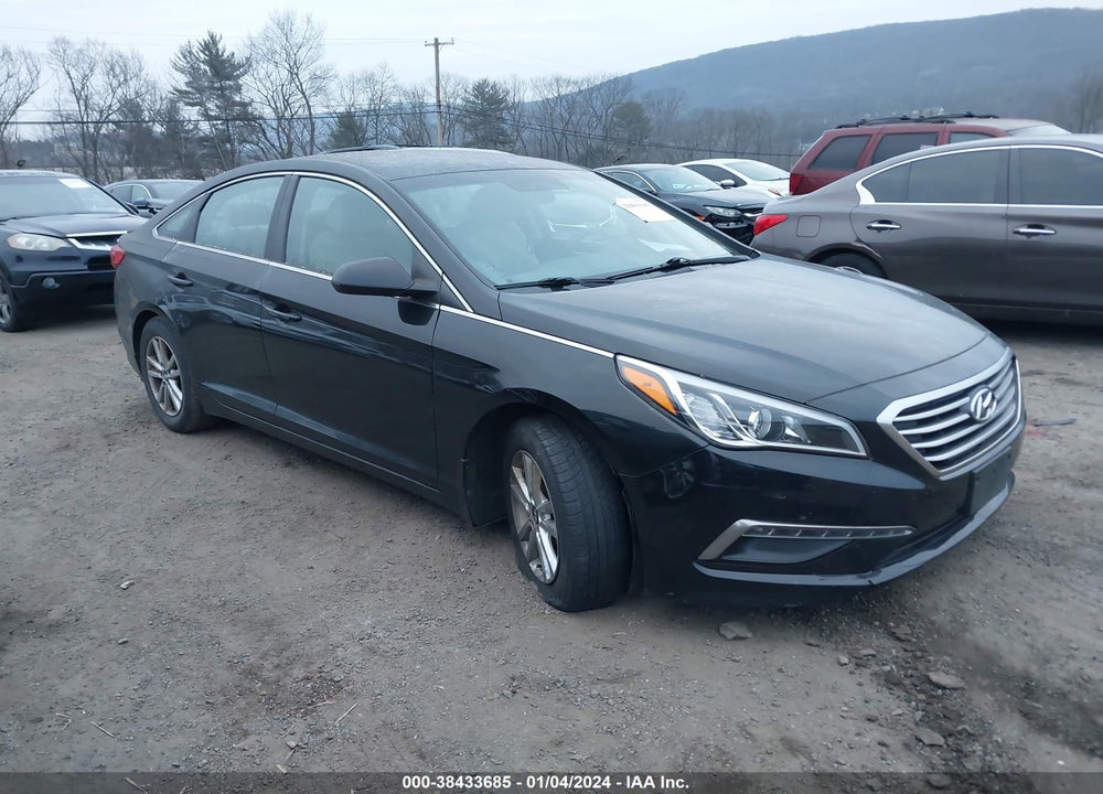 2015 HYUNDAI SONATA SE VIN: 5NPE24AF4FH210378