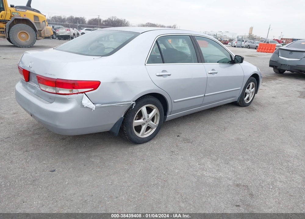 2004 HONDA ACCORD 2.4 EX VIN: 1HGCM56724A005267