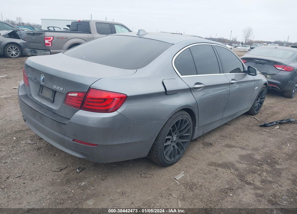 2013 BMW 528I XDRIVE VIN: WBAXH5C56DD110896