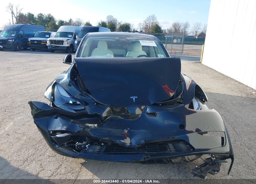 2023 TESLA MODEL Y AWD/LONG RANGE DUAL MOTOR ALL-WHEEL DRIVE VIN: 7SAYGAEE3PF902021
