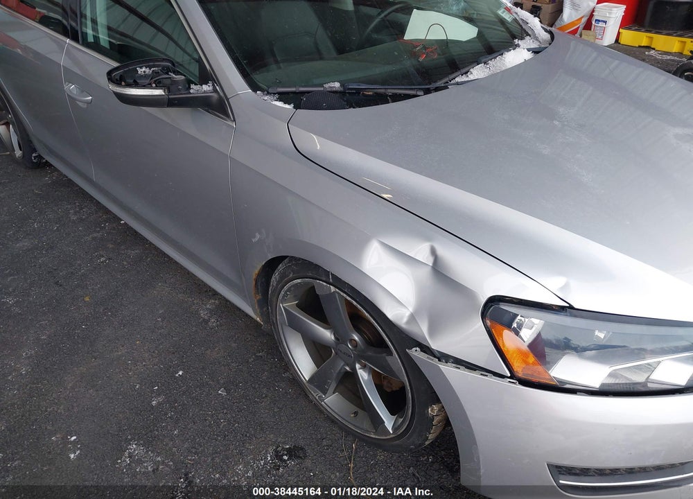 2013 VOLKSWAGEN PASSAT 2.5L SE VIN: 1VWBP7A3XDC040965