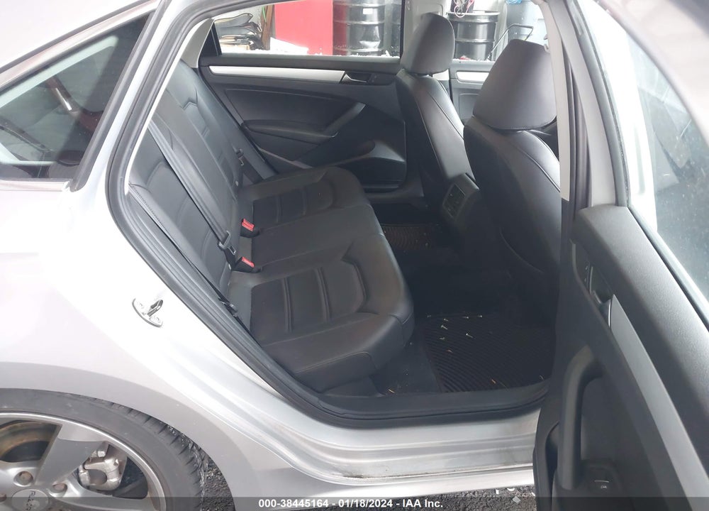 2013 VOLKSWAGEN PASSAT 2.5L SE VIN: 1VWBP7A3XDC040965