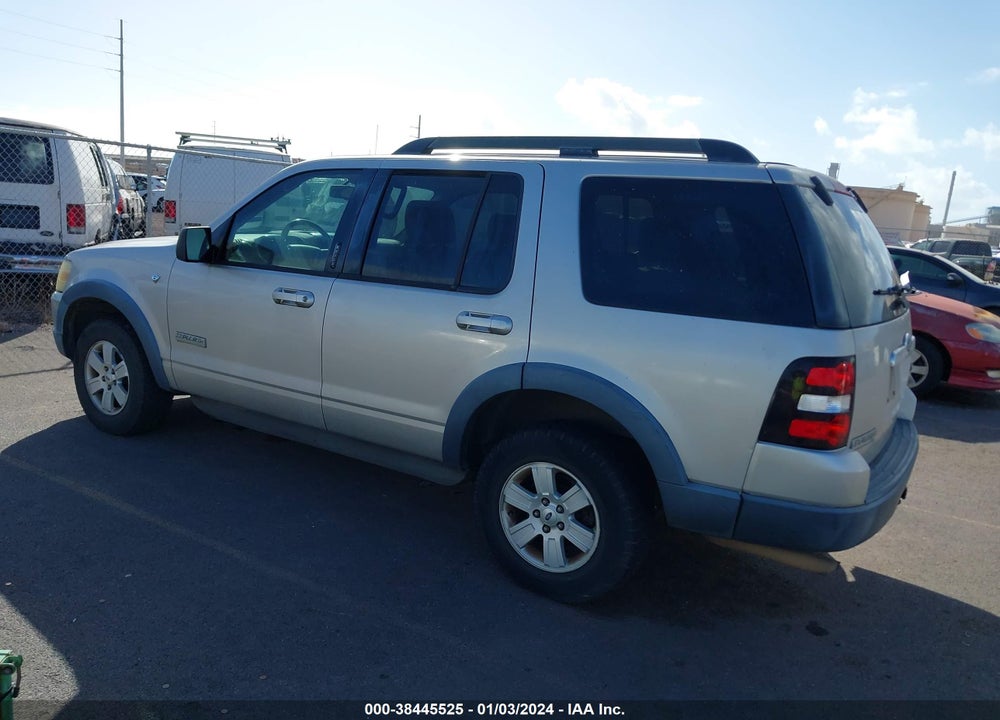 2007 FORD EXPLORER XLT VIN: 1FMEU63857UB23287