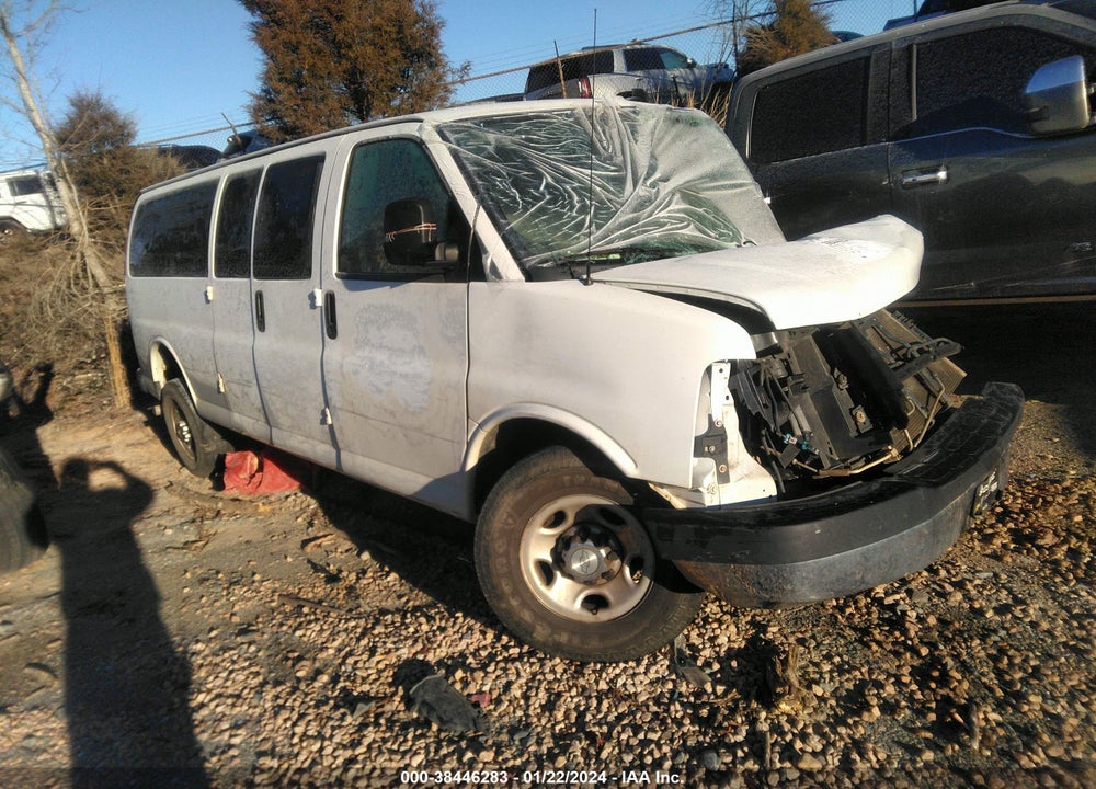 2018 CHEVROLET EXPRESS 3500 LT VIN: 1GAZGPFG7J1309713