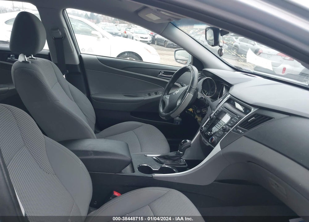 2012 HYUNDAI SONATA GLS VIN: 5NPEB4AC2CH421368