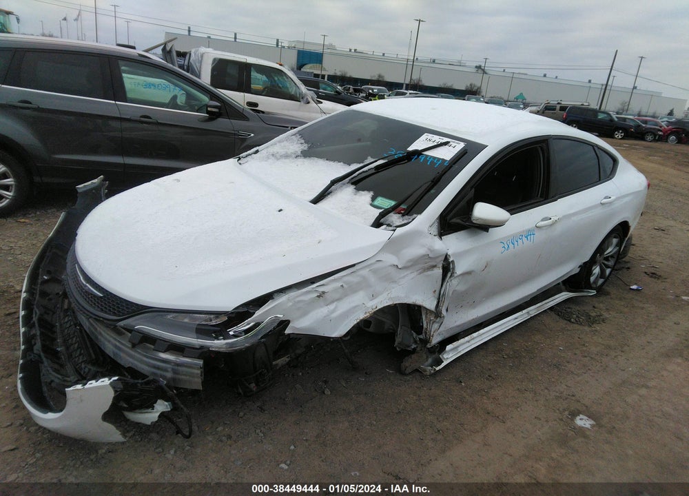 2016 CHRYSLER 200 S VIN: 1C3CCCBB4GN117683