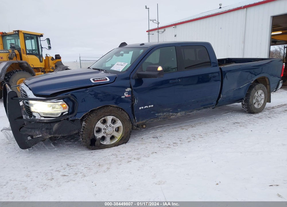 2021 RAM 3500 BIG HORN  4X4 8' BOX VIN: 3C63R3HLXMG589232
