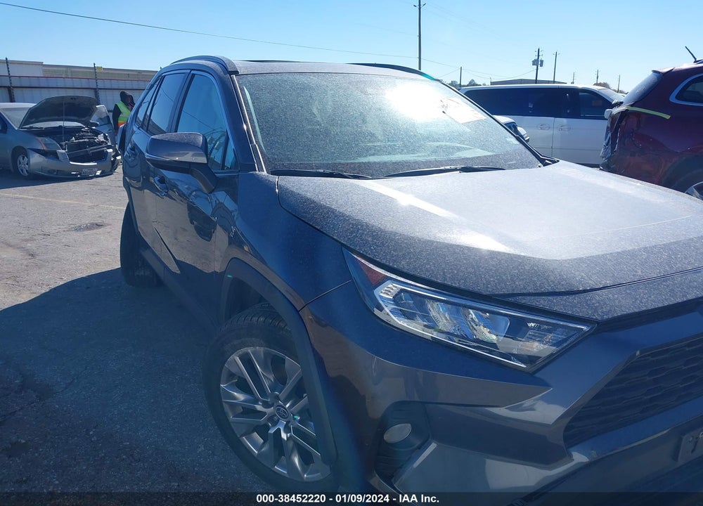 2021 TOYOTA RAV4 XLE PREMIUM VIN: 2T3A1RFV5MW224780
