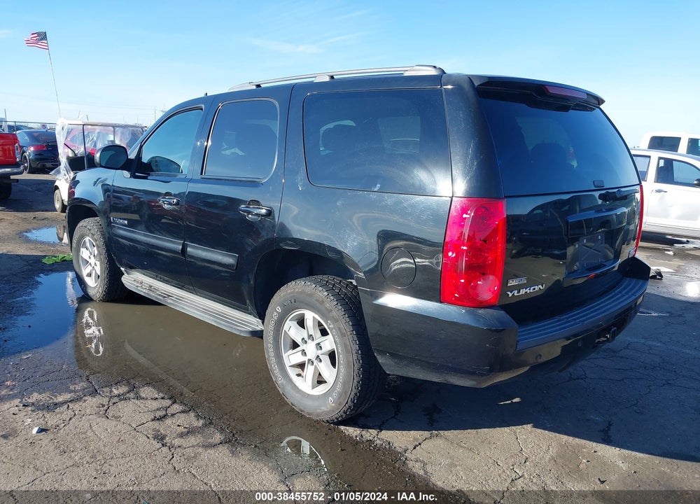 2008 GMC YUKON VIN: 1GKFK13058R175197