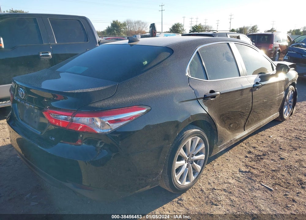 2019 TOYOTA CAMRY LE VIN: 4T1B11HK5KU821166