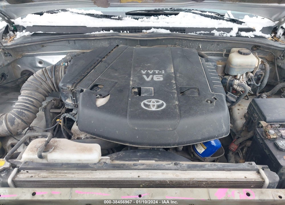2006 TOYOTA 4RUNNER SR5 V6 VIN: JTEZU14R068048629