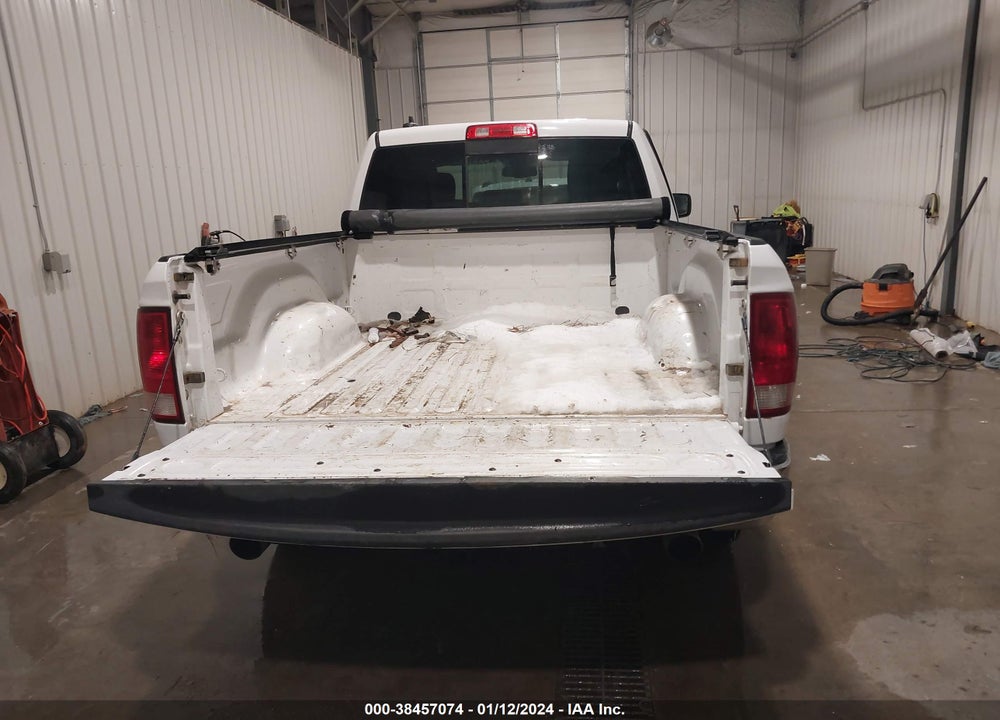 2013 RAM 1500 SLT VIN: 1C6RR7GT2DS701582