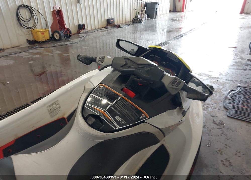 2017 SEADOO RXT-X 300 PWC VIN: YDV09944A717