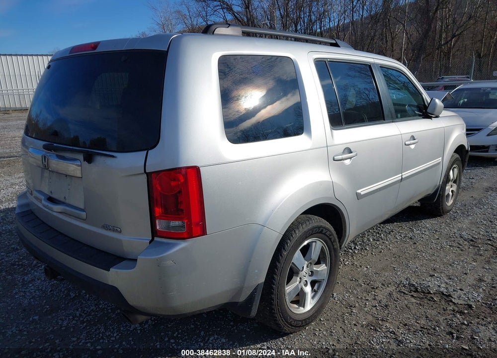 2010 HONDA PILOT EX-L VIN: 5FNYF4H60AB010919