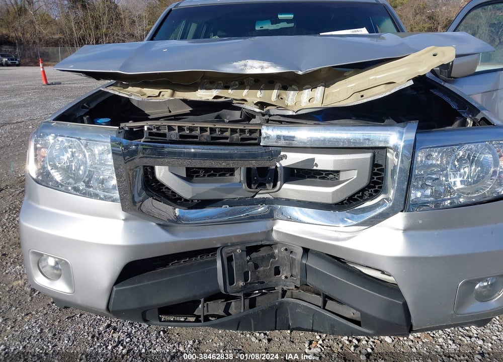 2010 HONDA PILOT EX-L VIN: 5FNYF4H60AB010919