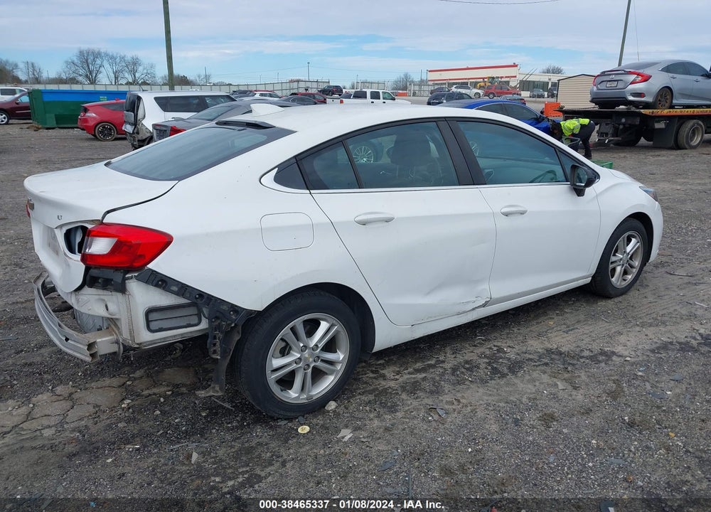 2018 CHEVROLET CRUZE LT AUTO VIN: 1G1BE5SM8J7122968