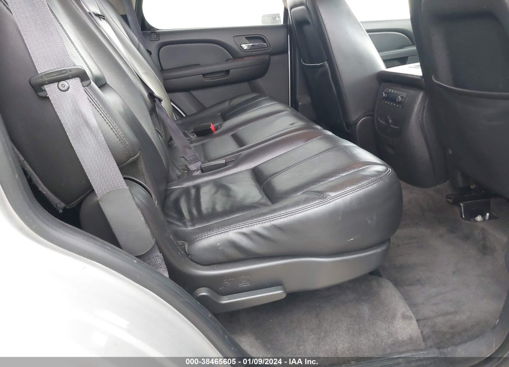 2011 CHEVROLET TAHOE LT VIN: 1GNSKBE0XBR213244