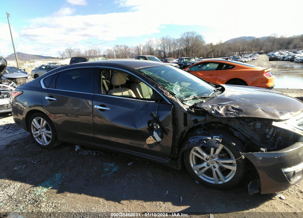 2015 NISSAN ALTIMA VIN: 1N4BL3AP3FC482568