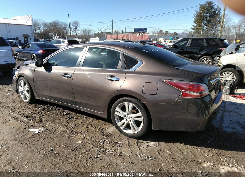 2015 NISSAN ALTIMA VIN: 1N4BL3AP3FC482568