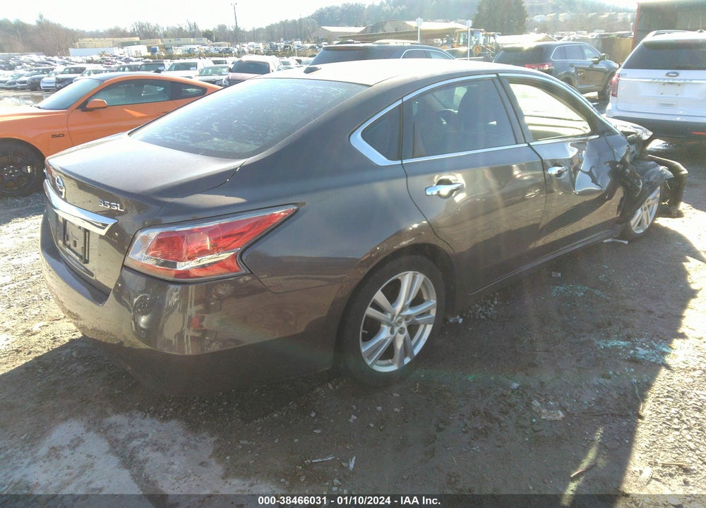2015 NISSAN ALTIMA VIN: 1N4BL3AP3FC482568