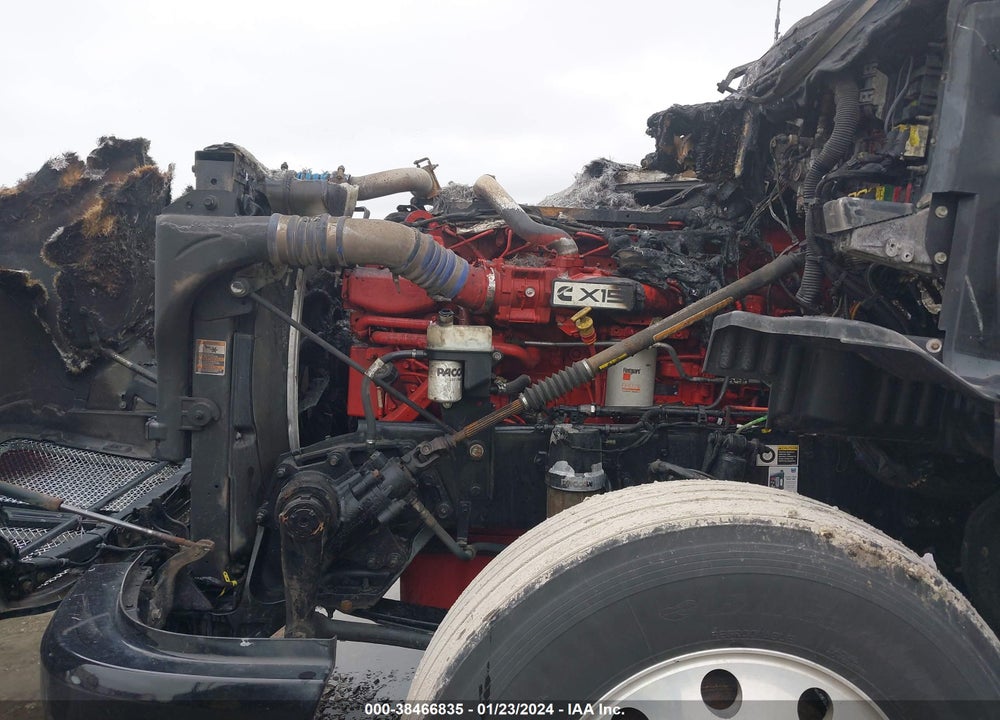 2022 KENWORTH T680 VIN: 1XKYD49X9NJ476431