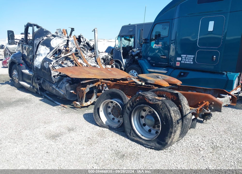 2022 KENWORTH T680 VIN: 1XKYD49X9NJ476431