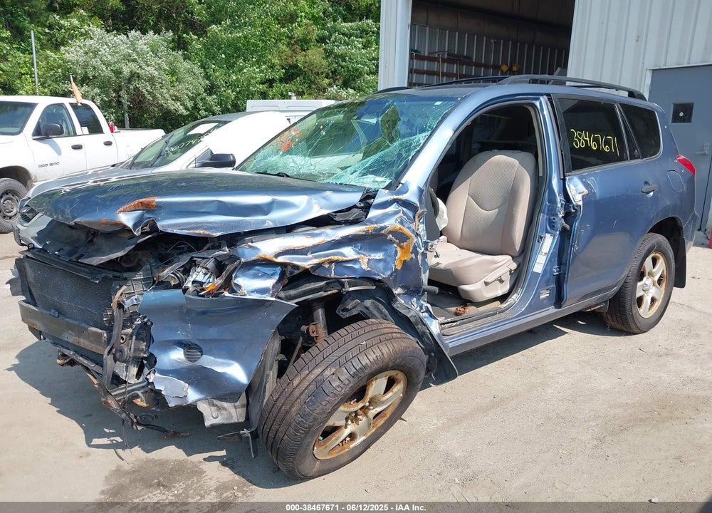 2006 TOYOTA RAV4 VIN: JTMBD33V265048648