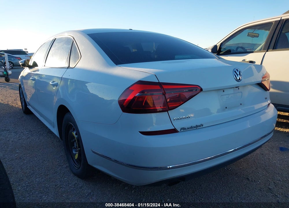 2018 VOLKSWAGEN PASSAT 2.0T R-LINE/2.0T S VIN: 1VWAA7A34JC004004