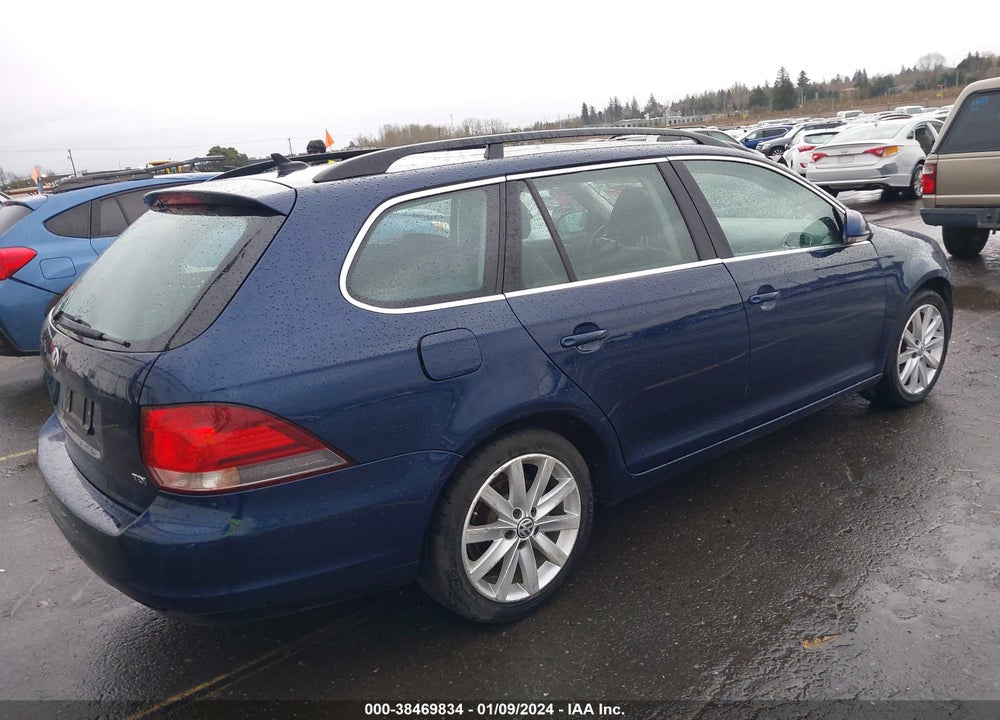 2014 VOLKSWAGEN JETTA SPORTWAGEN 2.0L TDI VIN: 3VWPL7AJ3EM606187