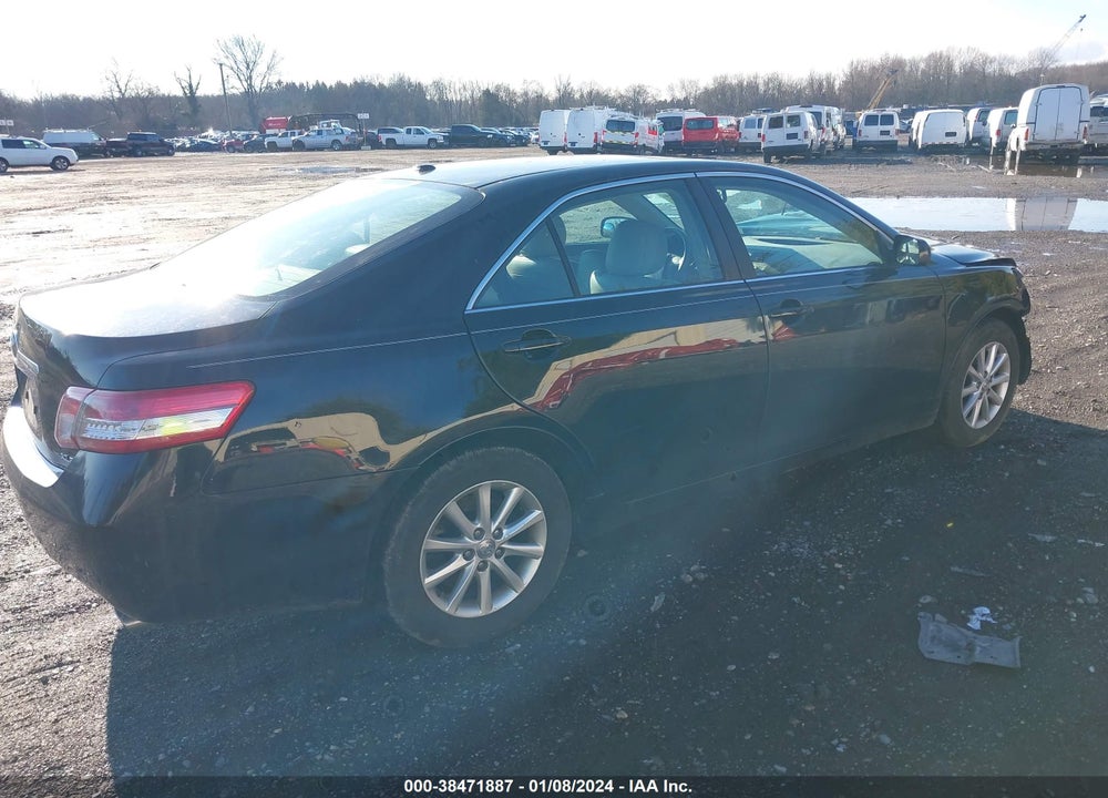 2011 TOYOTA CAMRY XLE VIN: 4T1BF3EK8BU220139