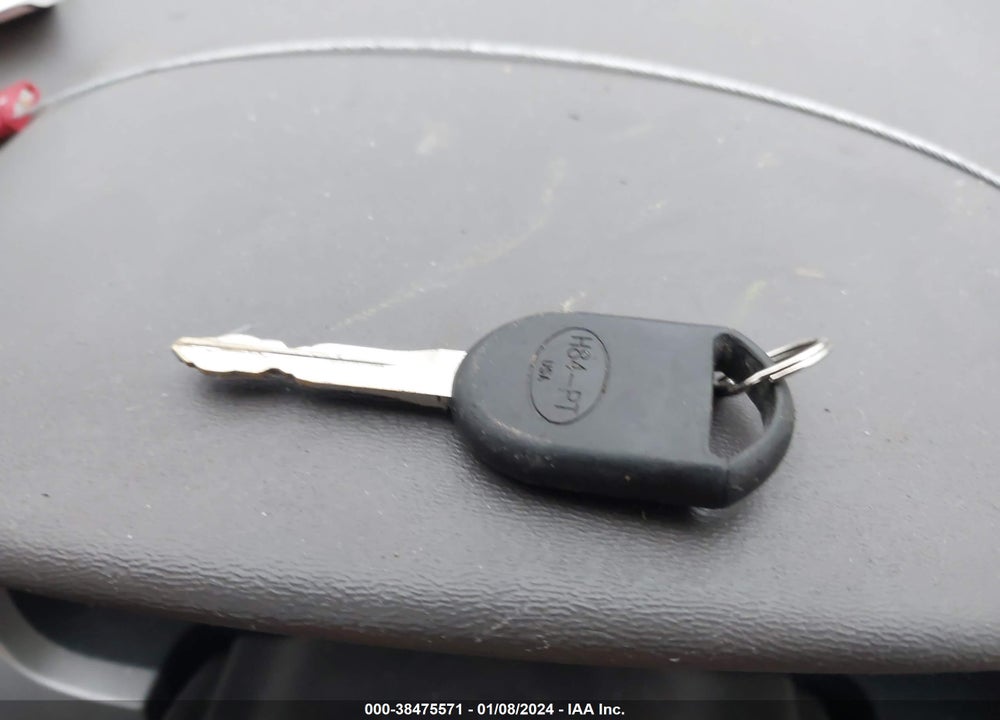 2010 FORD FOCUS VIN: 1FAHP3HN0AW160612