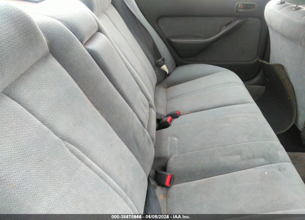 1995 TOYOTA CAMRY LE VIN: 4T1SK12E3SU534747