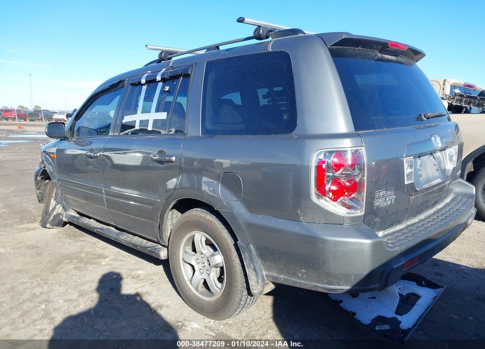2008 HONDA PILOT VIN: 5FNYF184X8B015133