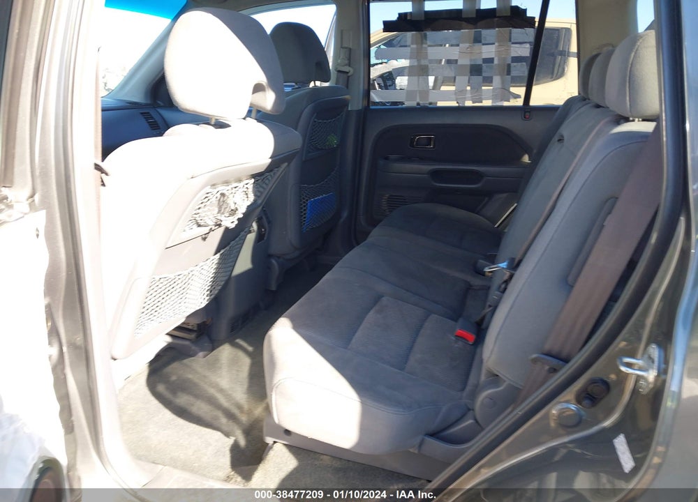 2008 HONDA PILOT VIN: 5FNYF184X8B015133