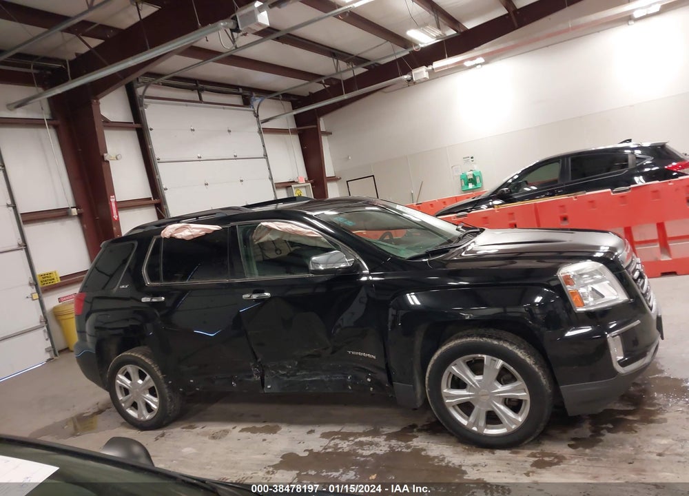 2017 GMC TERRAIN SLT VIN: 2GKFLUEK8H6102480